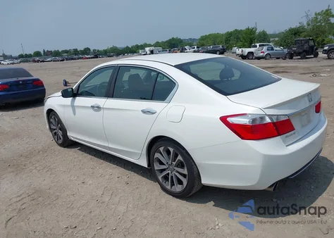 2015 Honda Accord Sport z USA, uszkodzony, nr VIN 1HGCR2F57FA213033